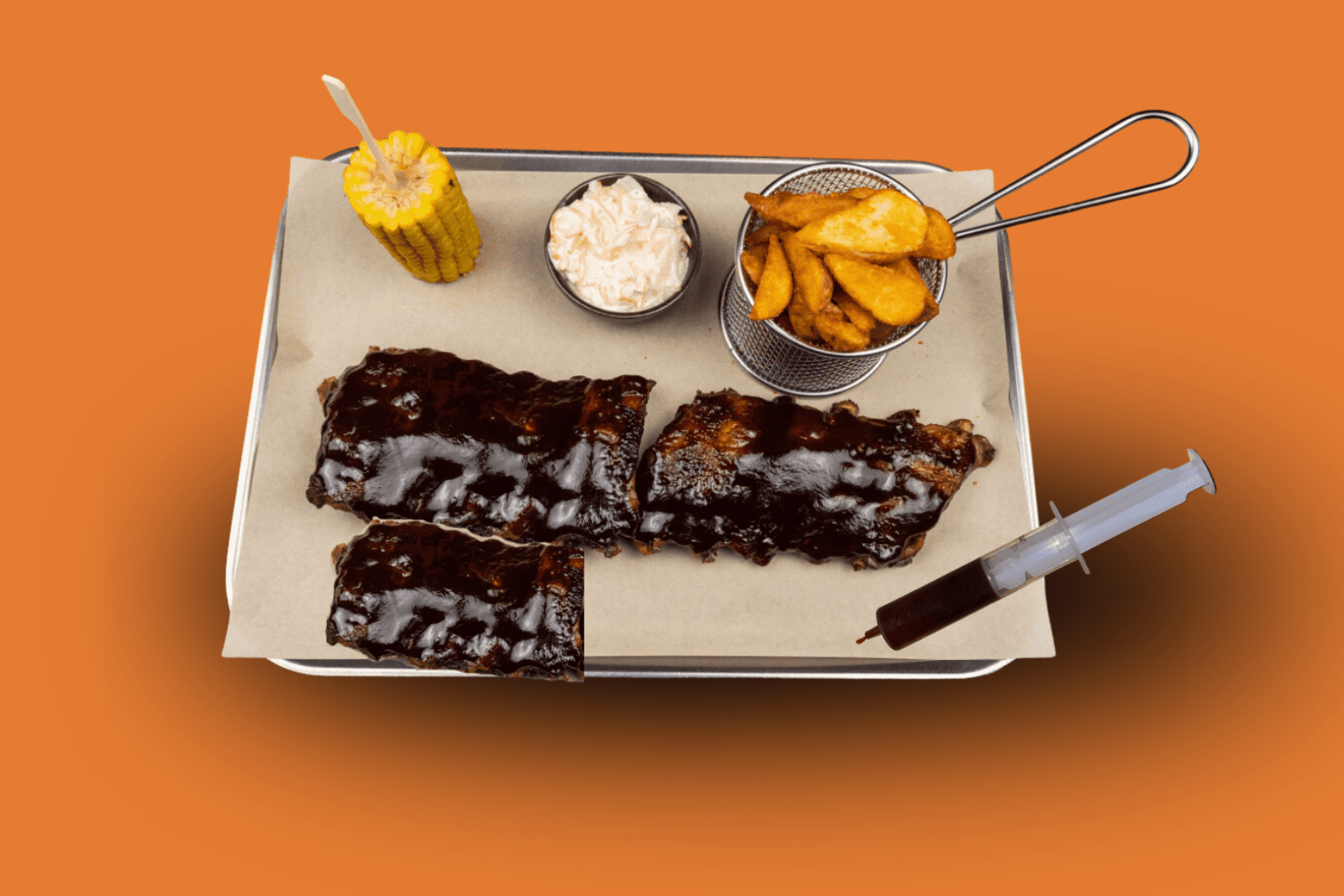 Smoked BBQ Spareribs mit Wedges, Maiskolben und Coleslaw